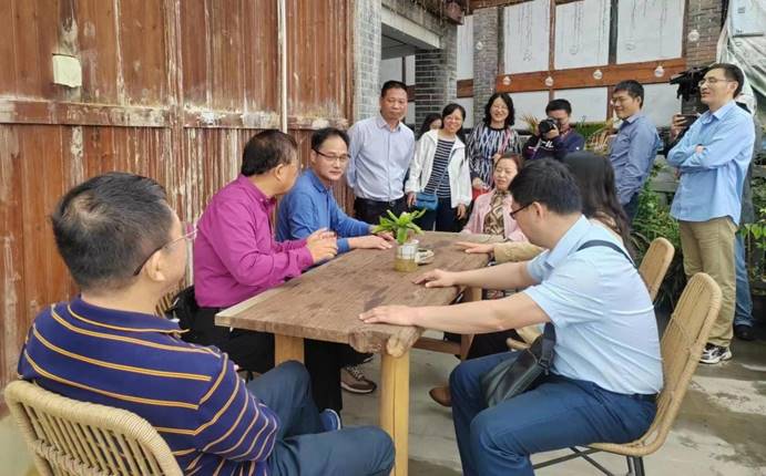 a84e2056f43841e459774f975f20889